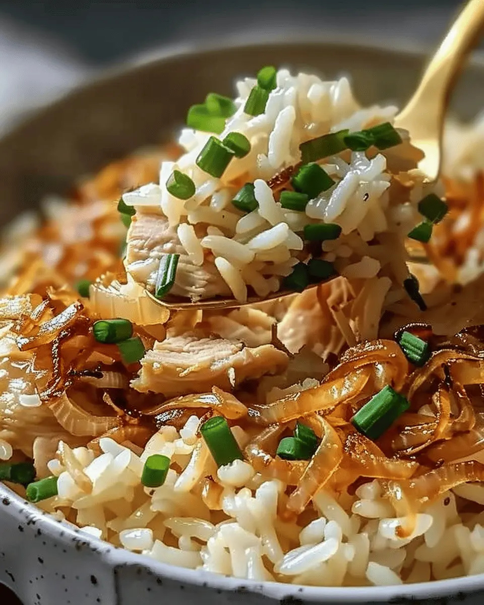 Comforting French Onion Chicken Rice: A Juicy Twist on Dinner