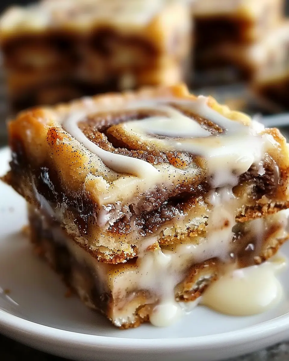 Cinnamon Roll Bliss Bars: Indulgent Treat You Can’t Resist